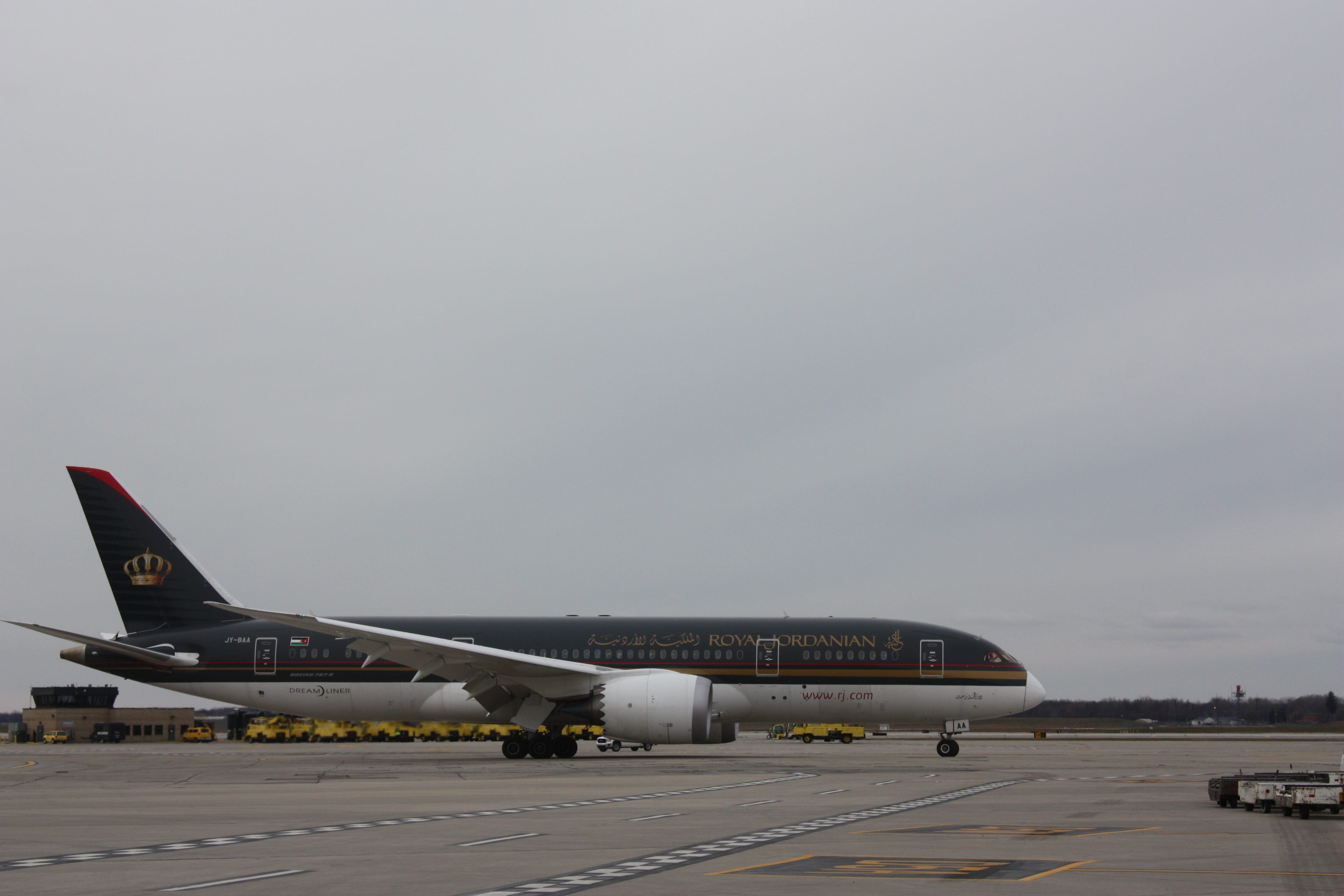 Rj montreal to amman Clearance